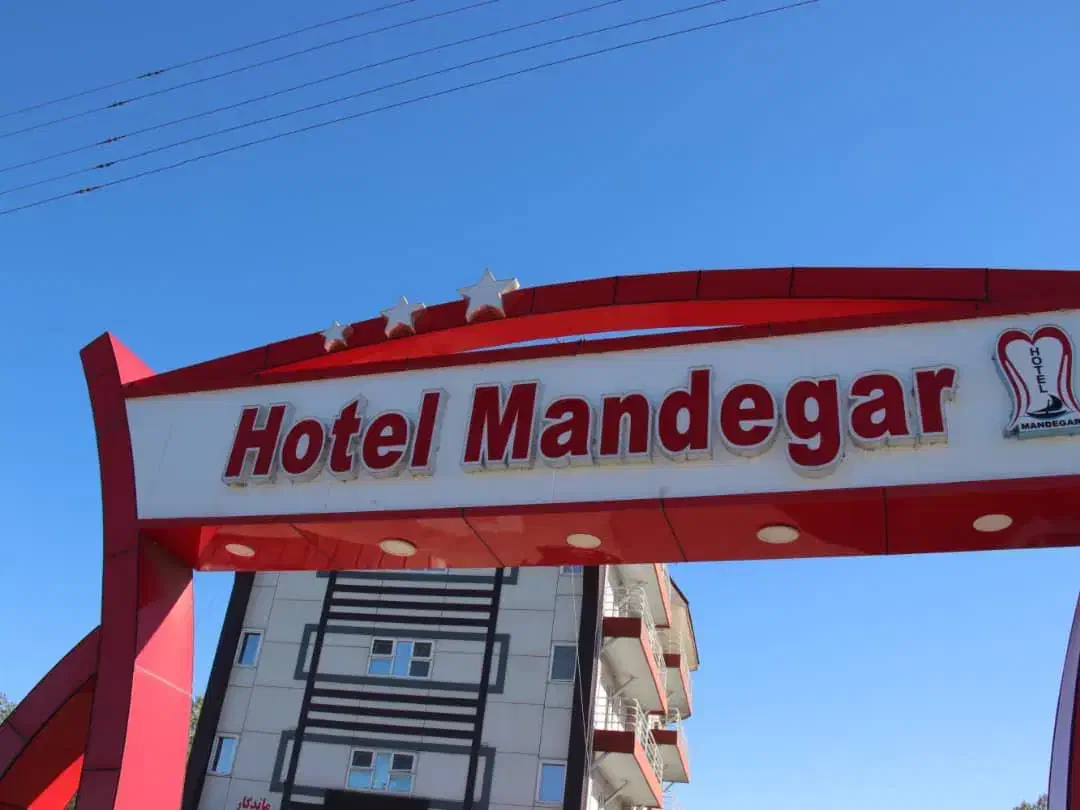 رسپشن ( پذیرش ) مرد در هتل ماندگار|استخدام اداری و مدیریت|چاف و چمخاله, |دیوار