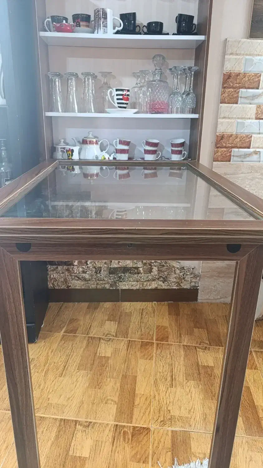 میز بار .نهارخوری|میز و صندلی غذاخوری|رشت, یخسازی|دیوار