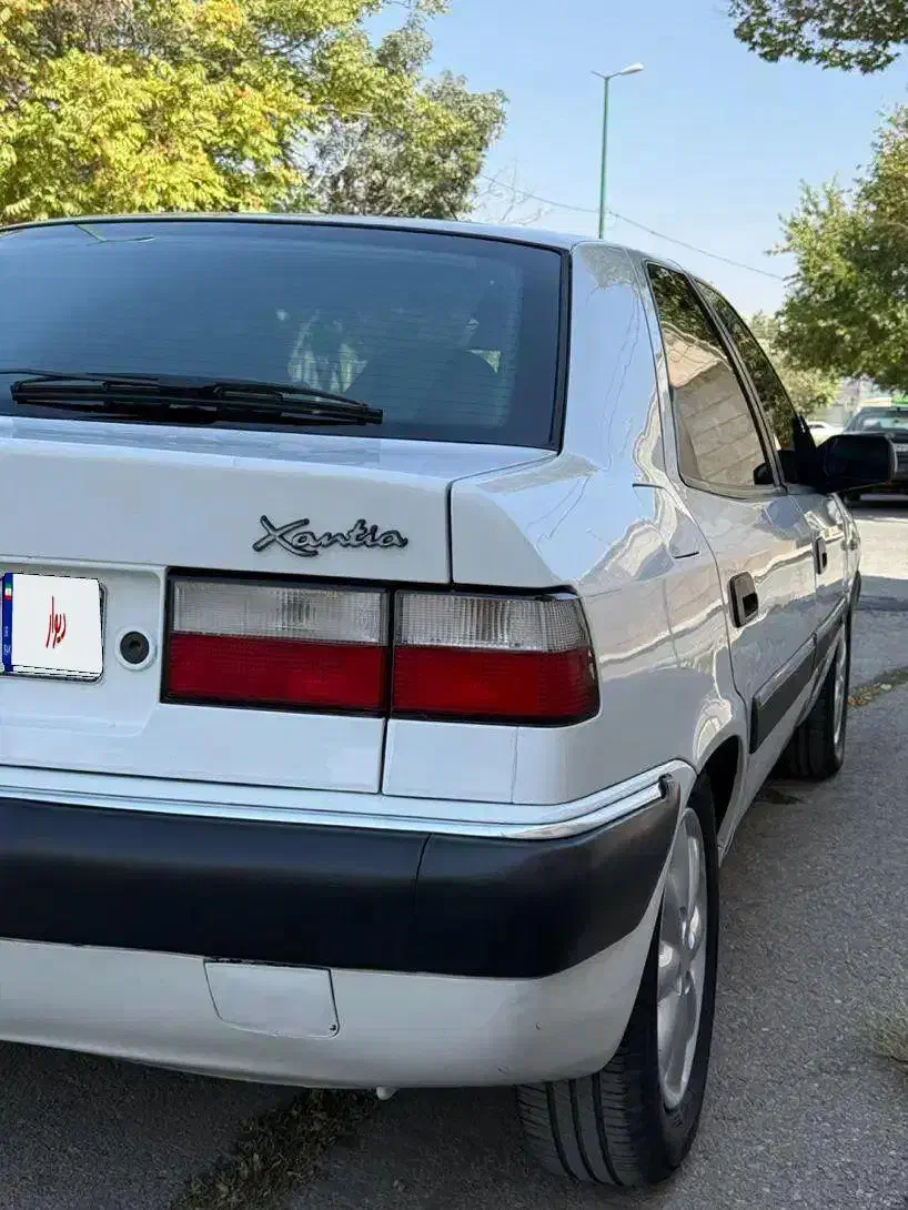 زانتیا ۲۰۰۰ مدل ۱۳۸۷ کامل بی رنگ فابریک|خودرو سواری و وانت|الیگودرز, |دیوار