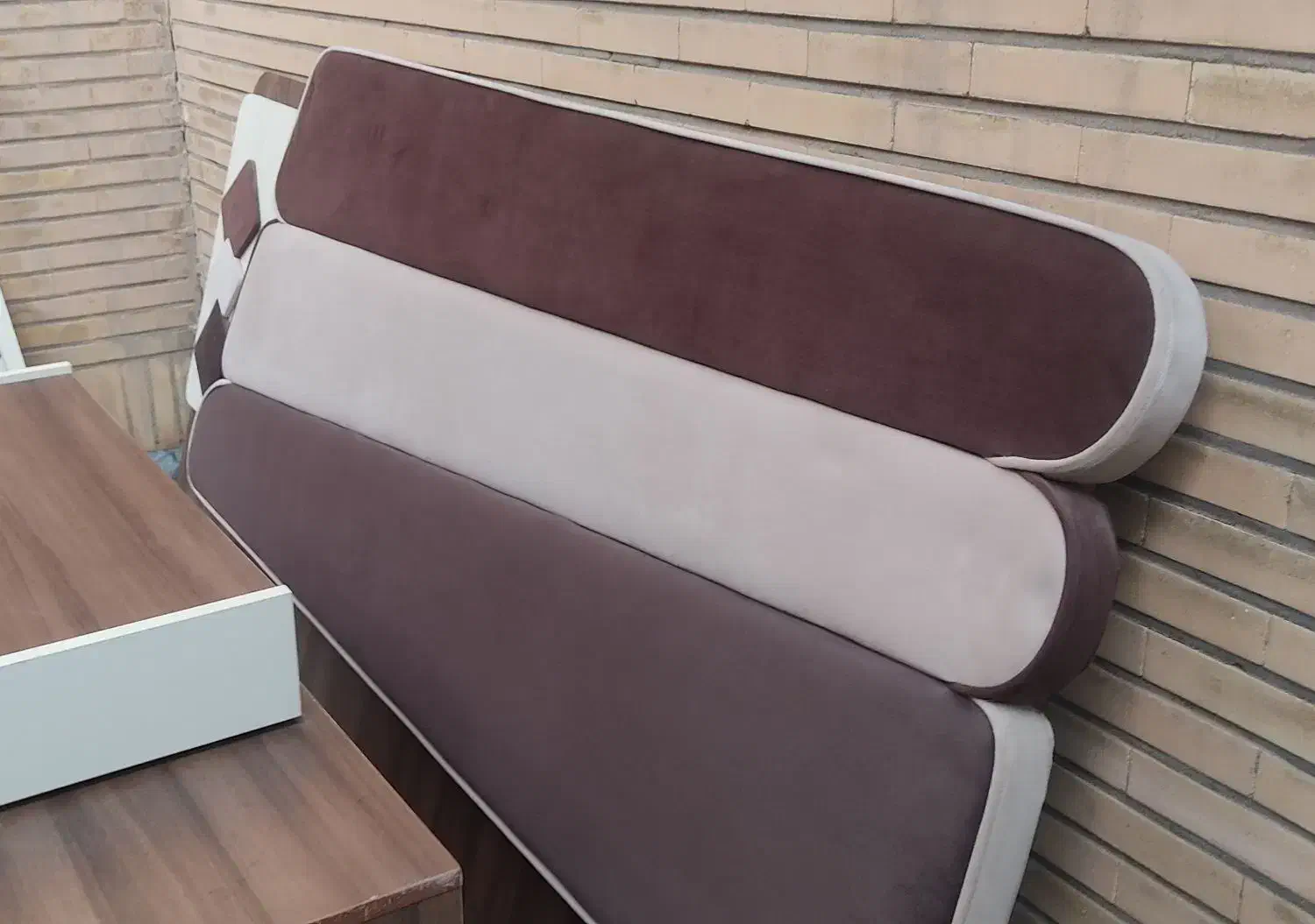 سرویس خواب 2 نفره تماما MDF کرم قهوه ای پایه فلزی|تخت و سرویس خواب|اندیمشک, |دیوار