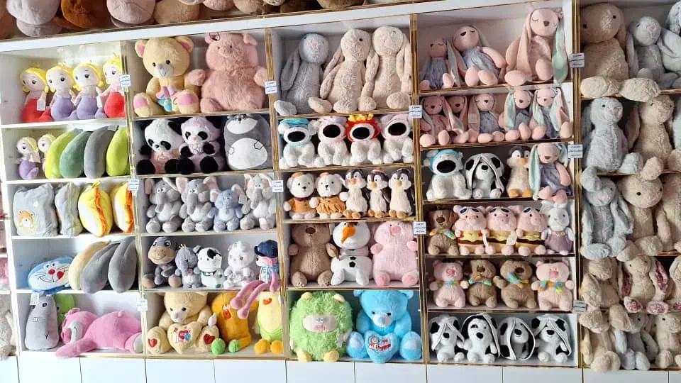 فروشنده عروسک فروشی|استخدام خدمات فروشگاه و رستوران|نجفآباد, امام خمینی|دیوار