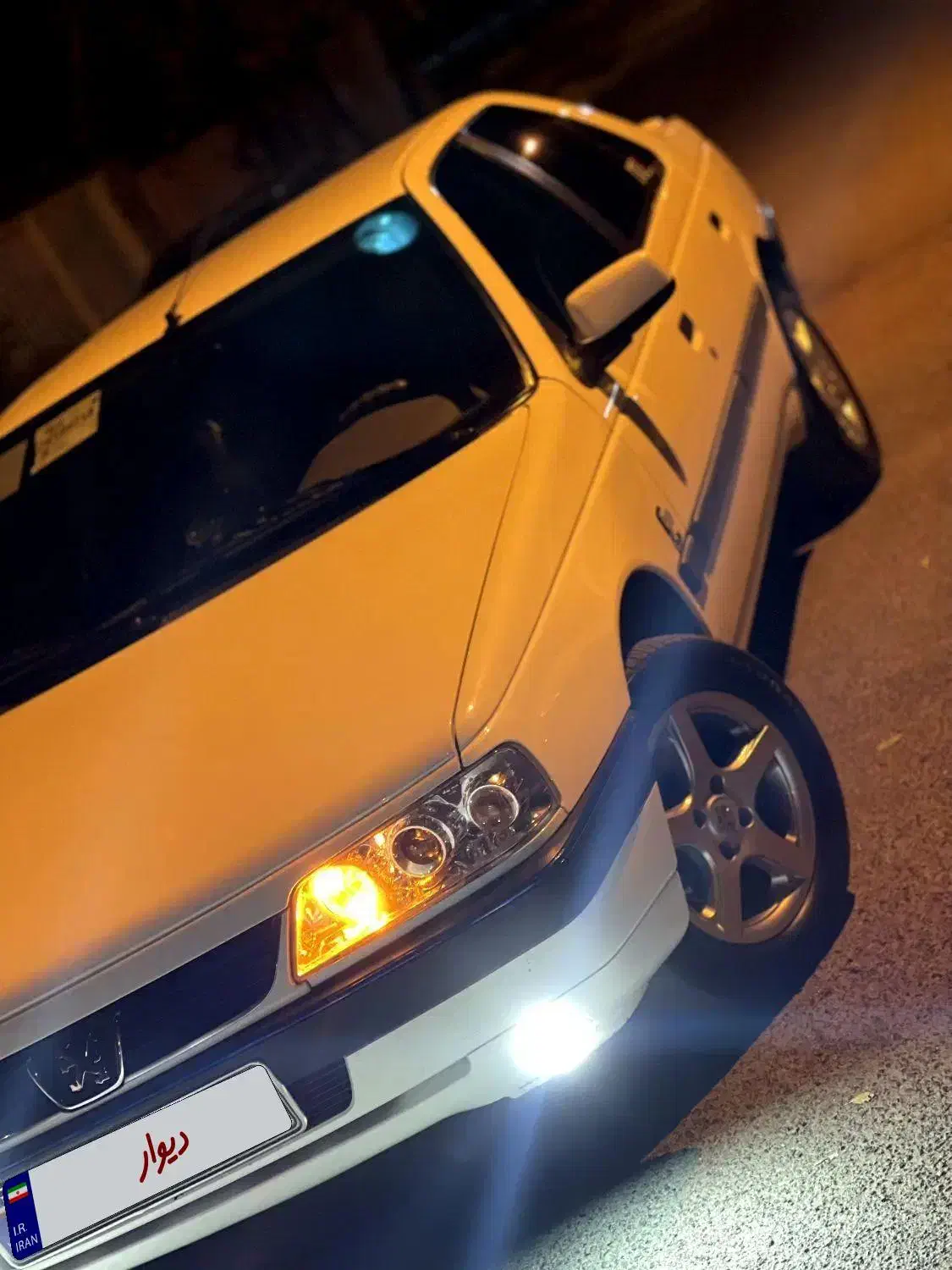 فروشی|خودرو سواری و وانت|ازنا, |دیوار