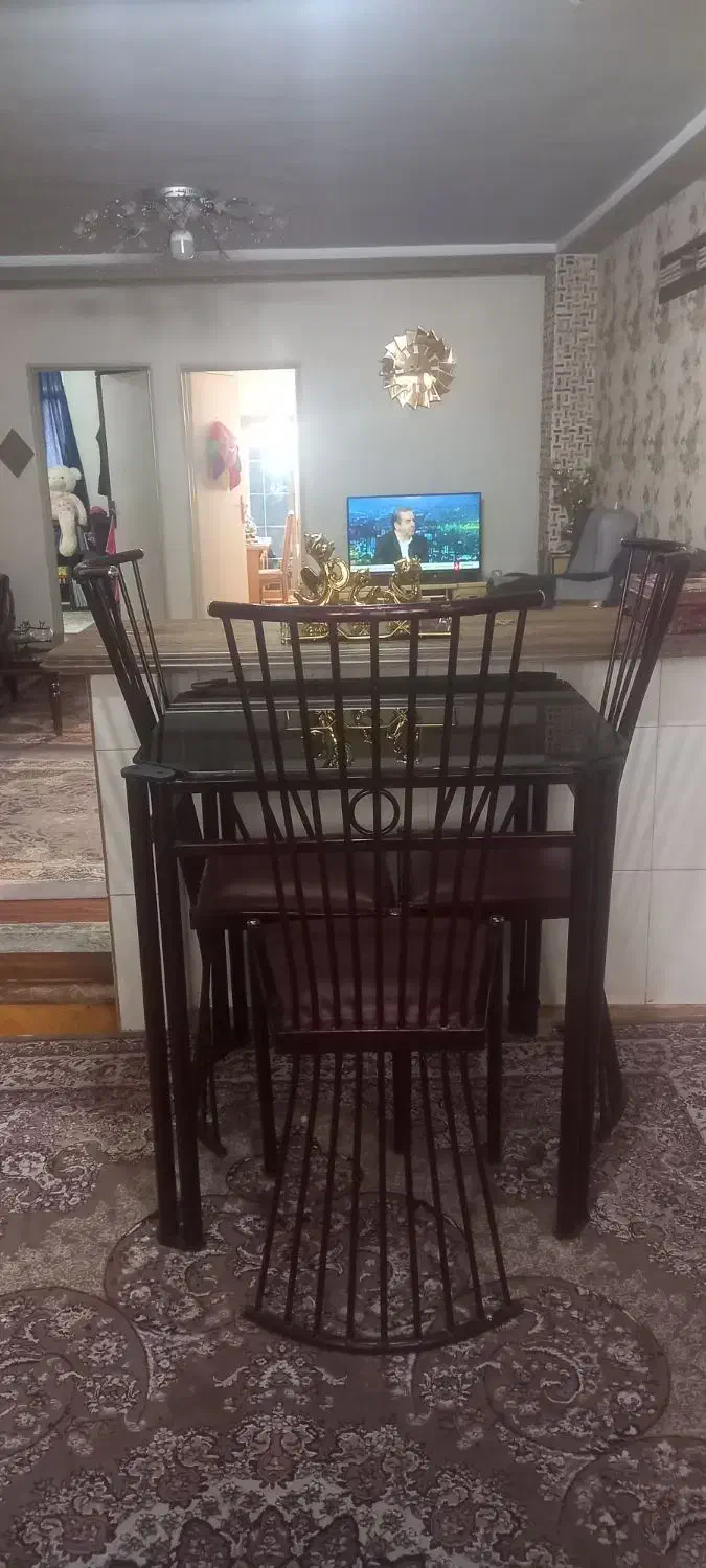 میز ناهار خوری ۴ نفره|میز و صندلی غذاخوری|تهران, شهید رجایی|دیوار
