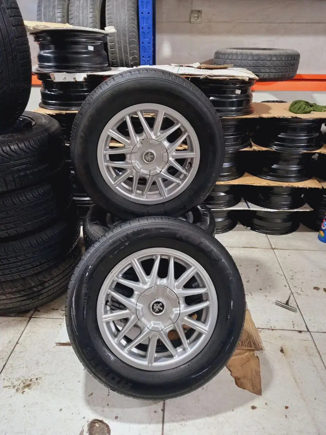 رینگ لاستیک خرچنگی 14 اروند|قطعات یدکی و لوازم جانبی|اهواز, کارون|دیوار