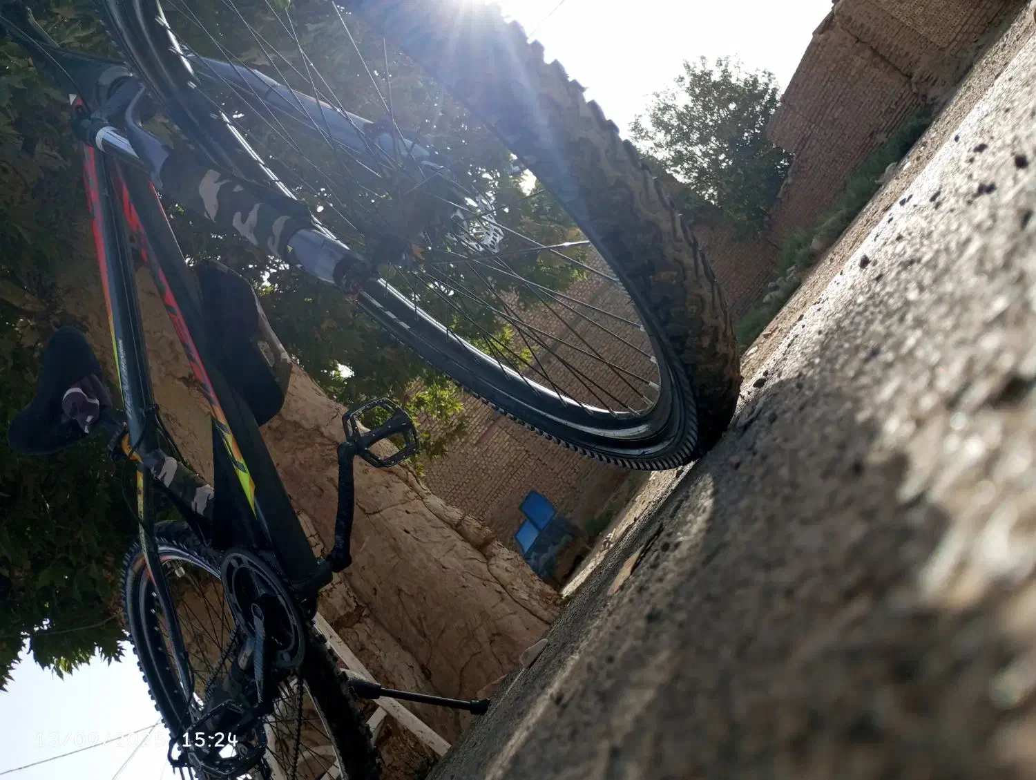 دوچرخه کم کار تمیز هنریک|دوچرخه، اسکیت، اسکوتر|نیشابور, فخریه|دیوار