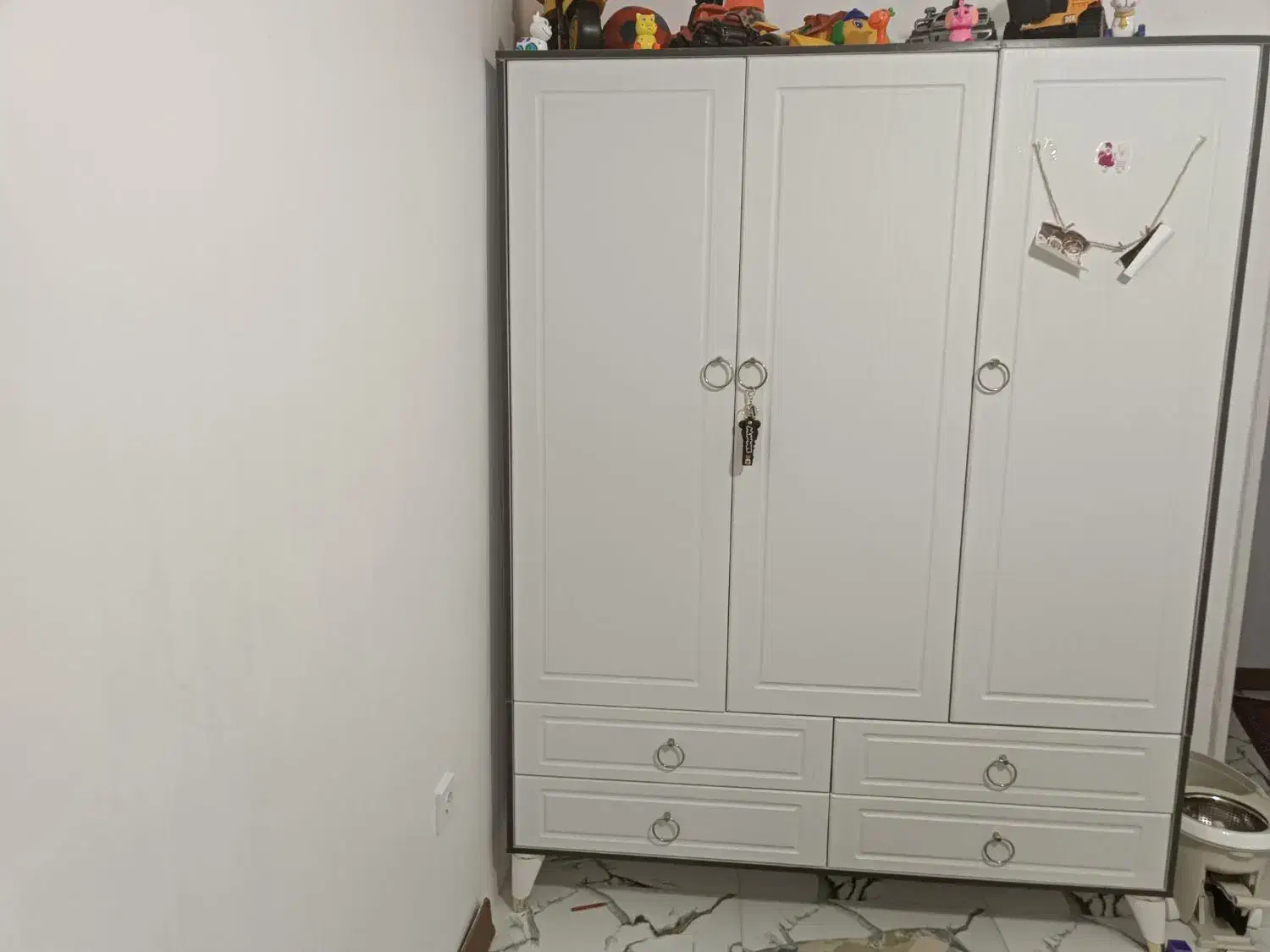 کمدجادارسالم|جاکفشی، کمد، دراور|همدان, |دیوار