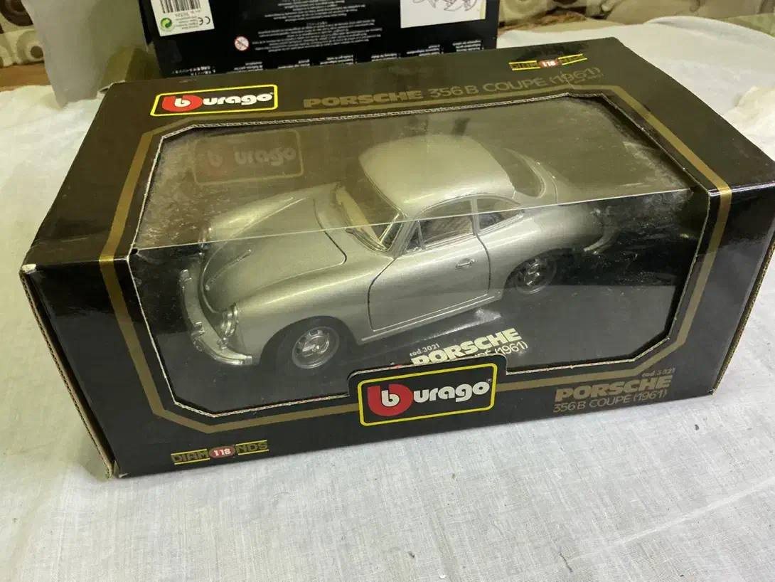 Bburago Porsche 356 coupe 1961|کلکسیون و سرگرمی|بندر انزلی, عباس آباد|دیوار