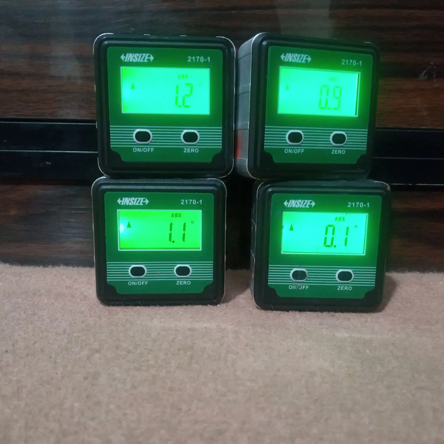 شیب سنج|ابزارآلات|شهریار, شهرک بهاران (ویره)|دیوار