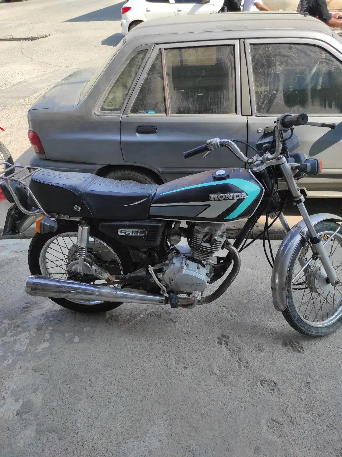 موتور هرمز مدل۸۳ همه چیزش فابریک هست.|موتورسیکلت|نکا, |دیوار