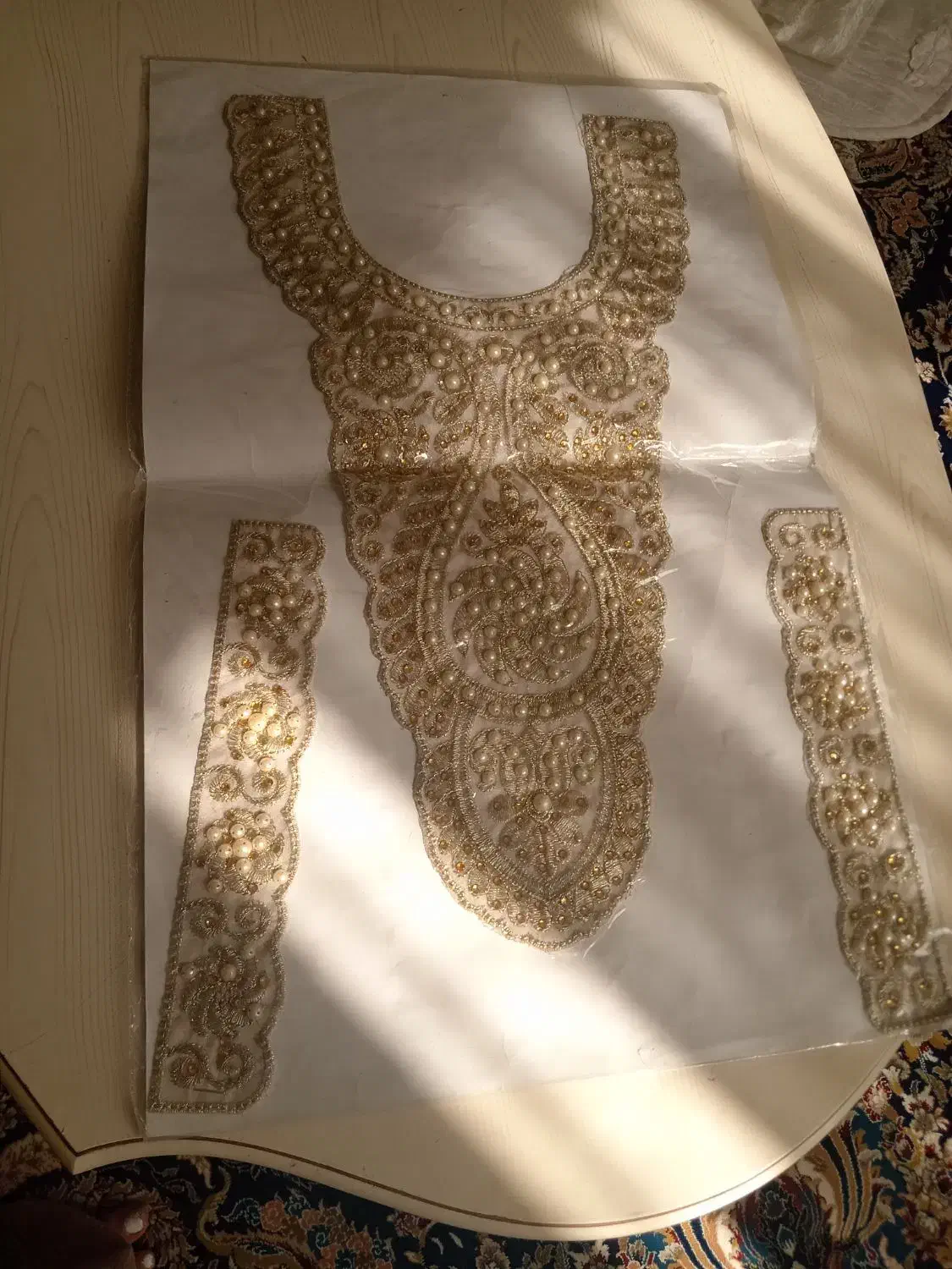 پنل و مروارید دوزی یقه|لوازم خیاطی و بافتنی|مشهد, طلاب|دیوار