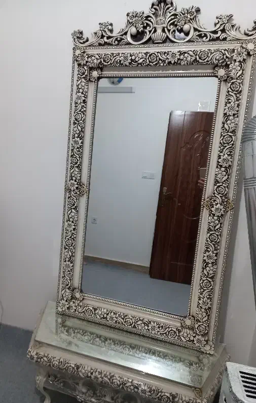 آینه و میز|مبلمان خانگی و میز عسلی|شیروان (خراسان), |دیوار