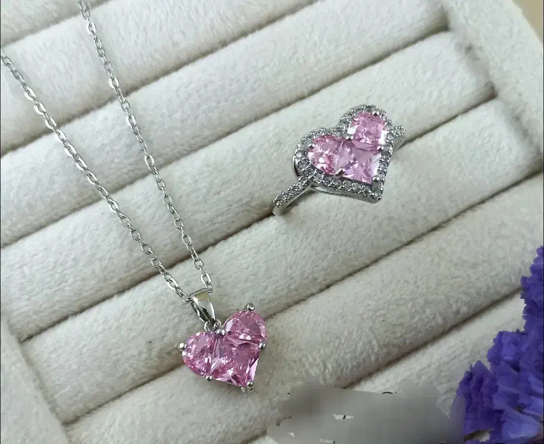 مناسب ولینتاین|لوستر و چراغ آویز|یزد, |دیوار