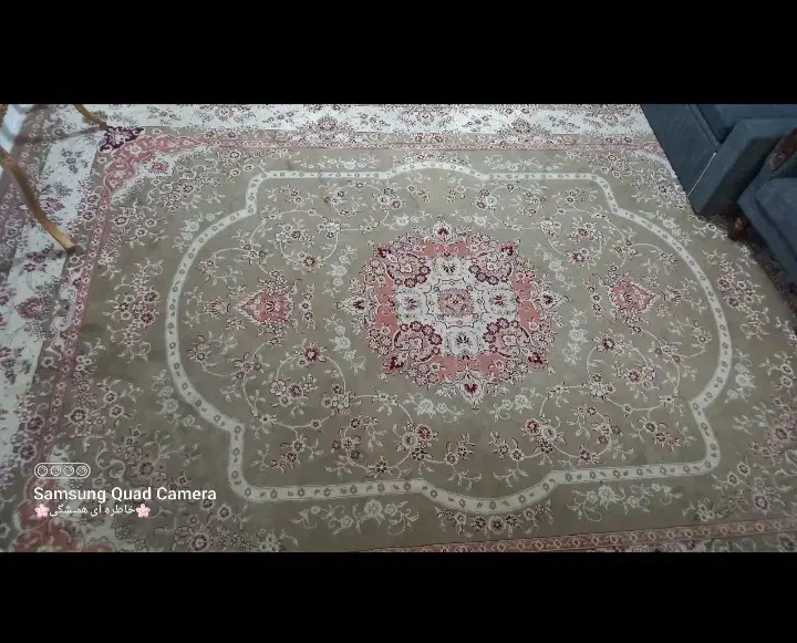 دو تا فرش سه درچهار|فرش|چناران, |دیوار