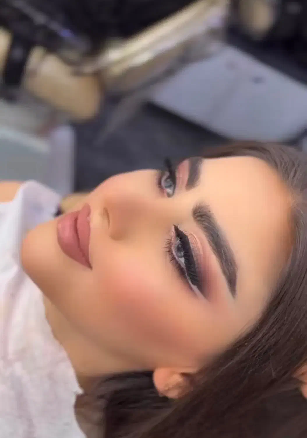میکاپ و شنیون تخصصی با متریال عالی و درجه یک|خدمات آرایشگری و زیبایی|بندر امام خمینی, |دیوار