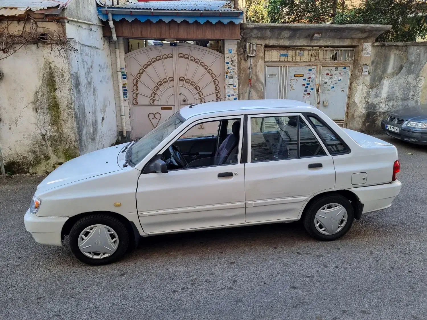 پراید ۱۳۲ SX مدل ۹۰ سفید، فنی سالم و بدون خرج|خودرو سواری و وانت|رشت, ساغری سازان|دیوار