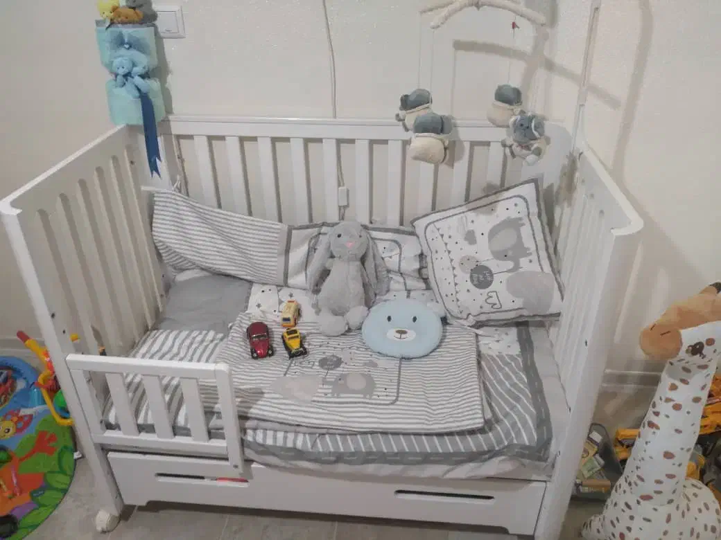 سرویس خواب نوزاد|تخت و سرویس خواب|شاهین‌شهر, شهرک امام علی|دیوار