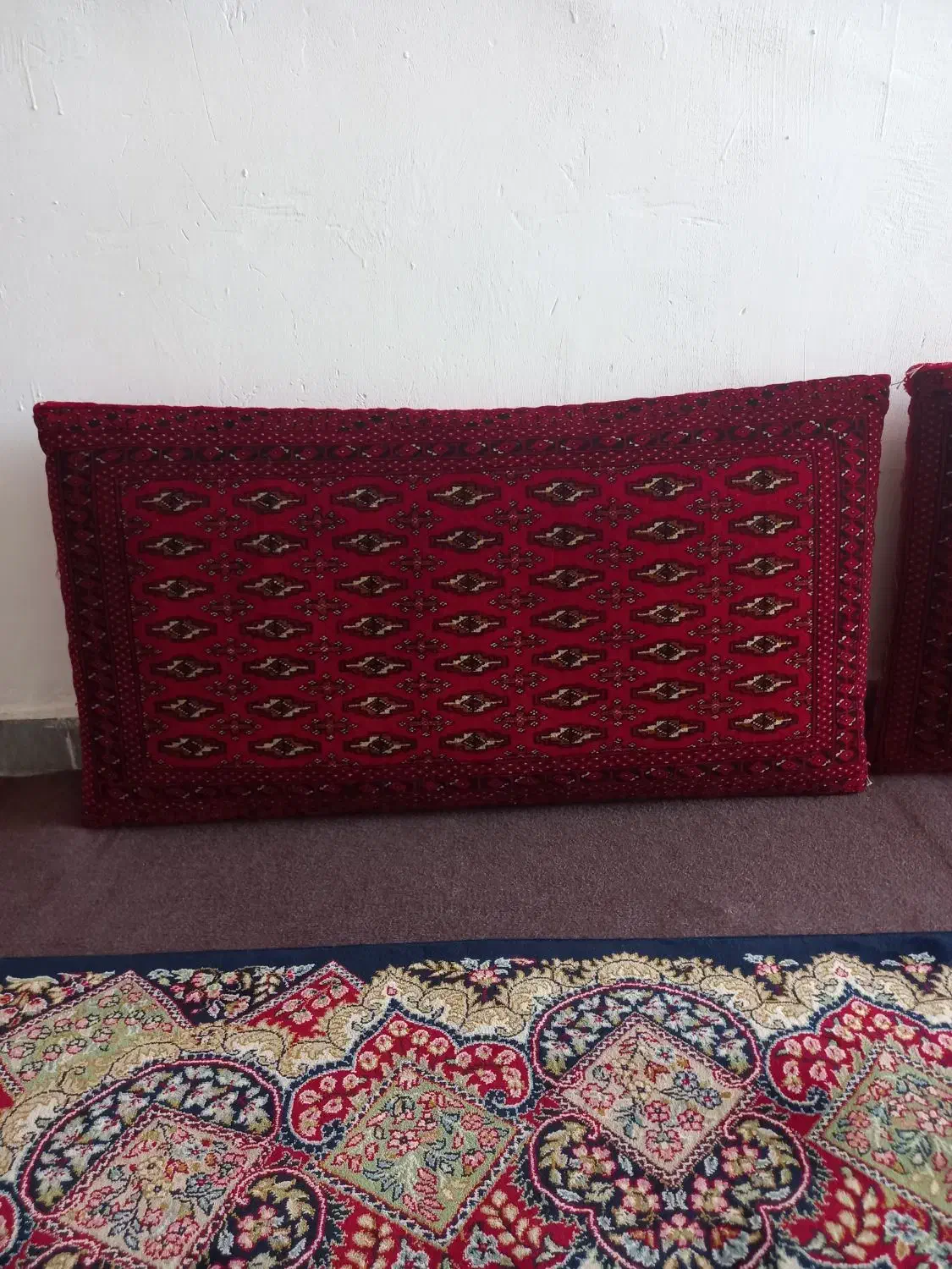 پشتی دستبافت|پشتی|گنبد کاووس, |دیوار