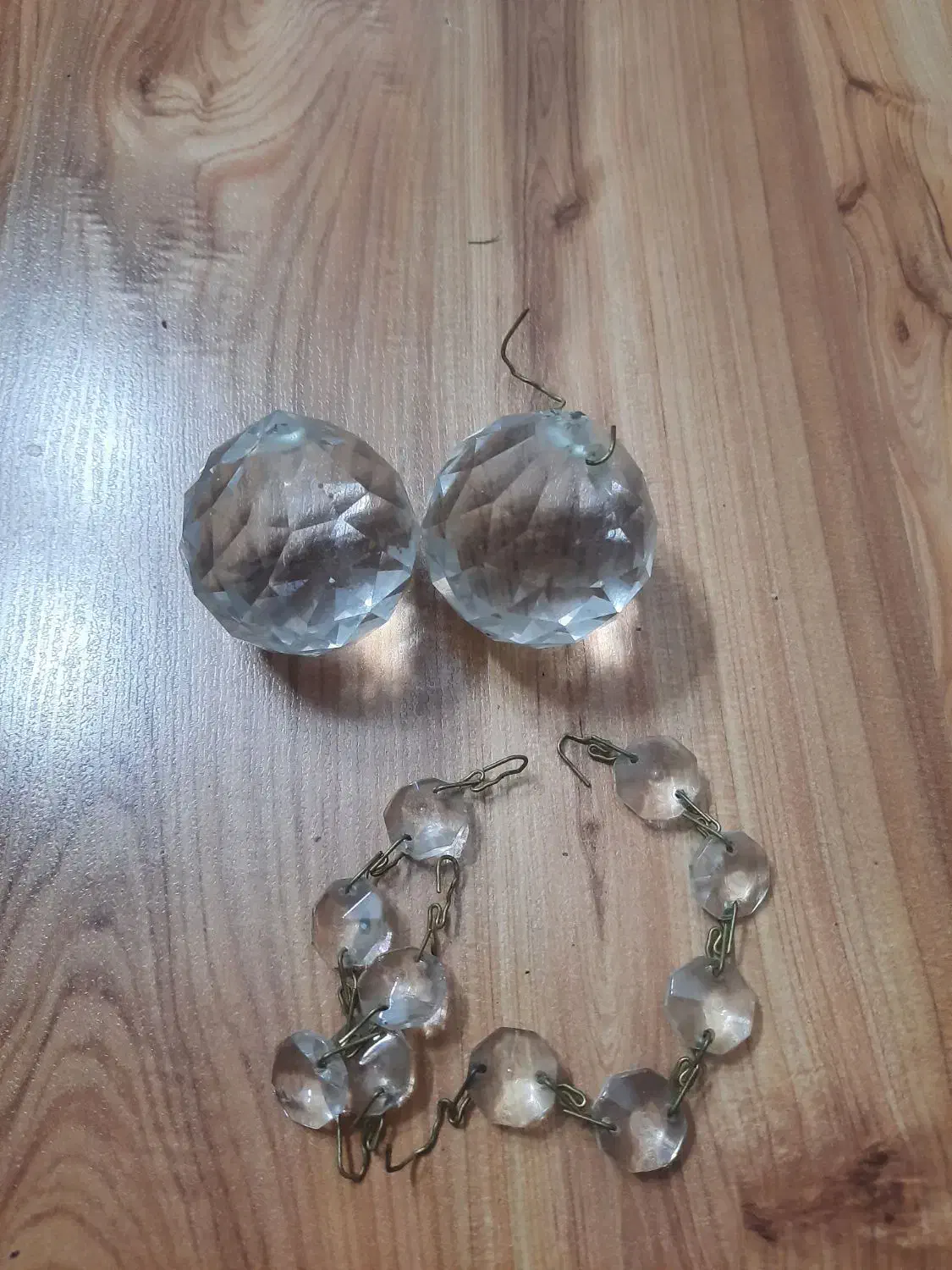 گوی لوستر|لوستر و چراغ آویز|تهران, باغ فیض|دیوار