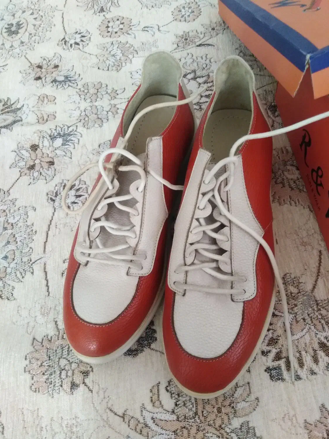 کفش نو|کیف، کفش، کمربند|بوکان, |دیوار