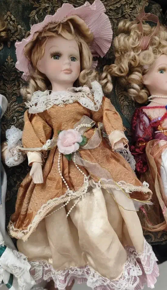 عروسک سرامیکی|مجسمه، تندیس، ماکت|زاهدان, |دیوار