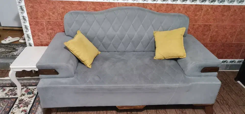 ی دست مبل ۷ نفره طوسی خردلی نو|مبلمان خانگی و میز عسلی|بوئین زهرا, |دیوار