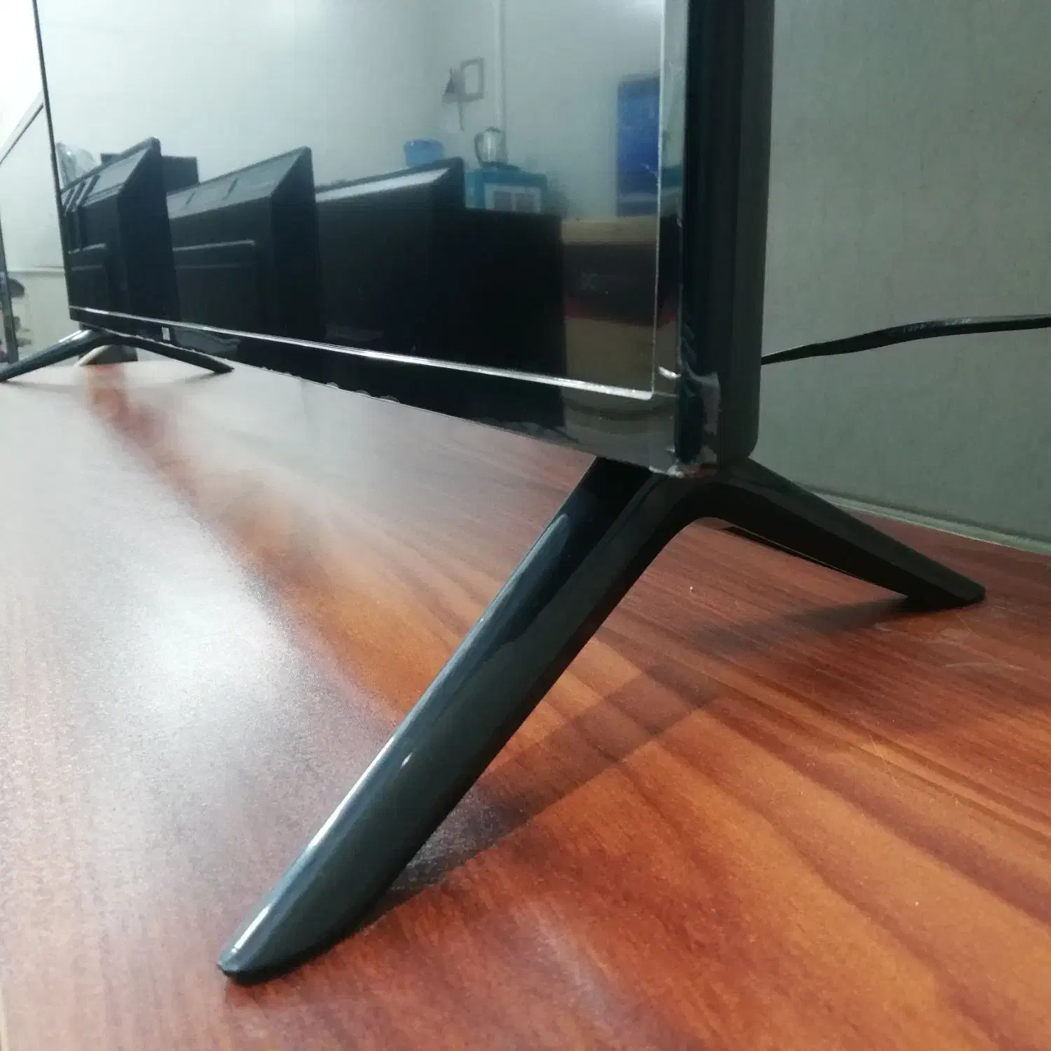 تلویزیون 50 سام هوشمند و فورکی استوک|تلویزیون و پروژکتور|یزد, |دیوار