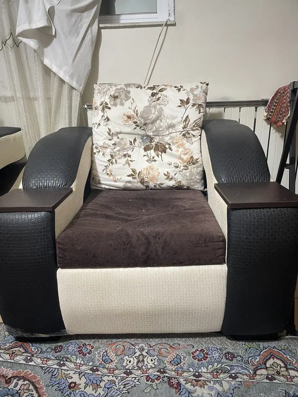 مبل ۶ نفره|مبلمان خانگی و میز عسلی|ساری, |دیوار