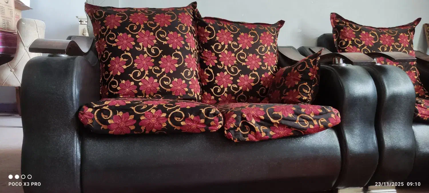 فروش مبل دست دوم|مبلمان خانگی و میز عسلی|بندرعباس, |دیوار