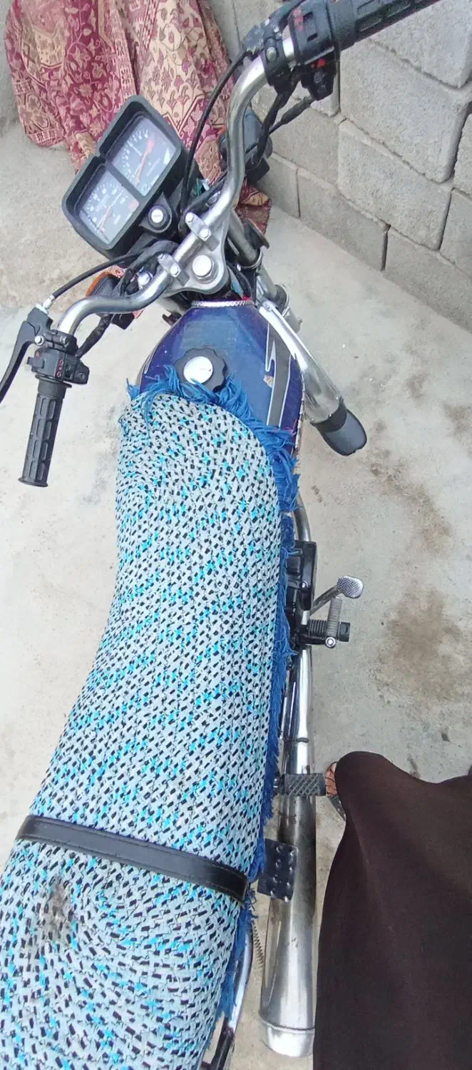 موتور بلوچ 125 ساده حراج|موتورسیکلت|بمپور, |دیوار