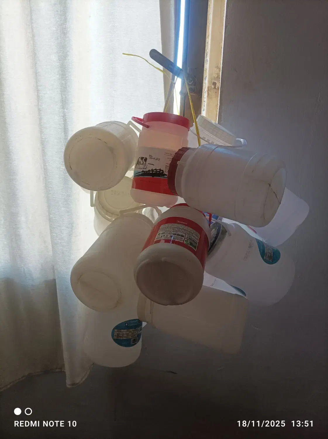 دبه 2ونیم|ظروف نگهدارنده، پلاستیکی، یک‌بارمصرف|همدان, |دیوار