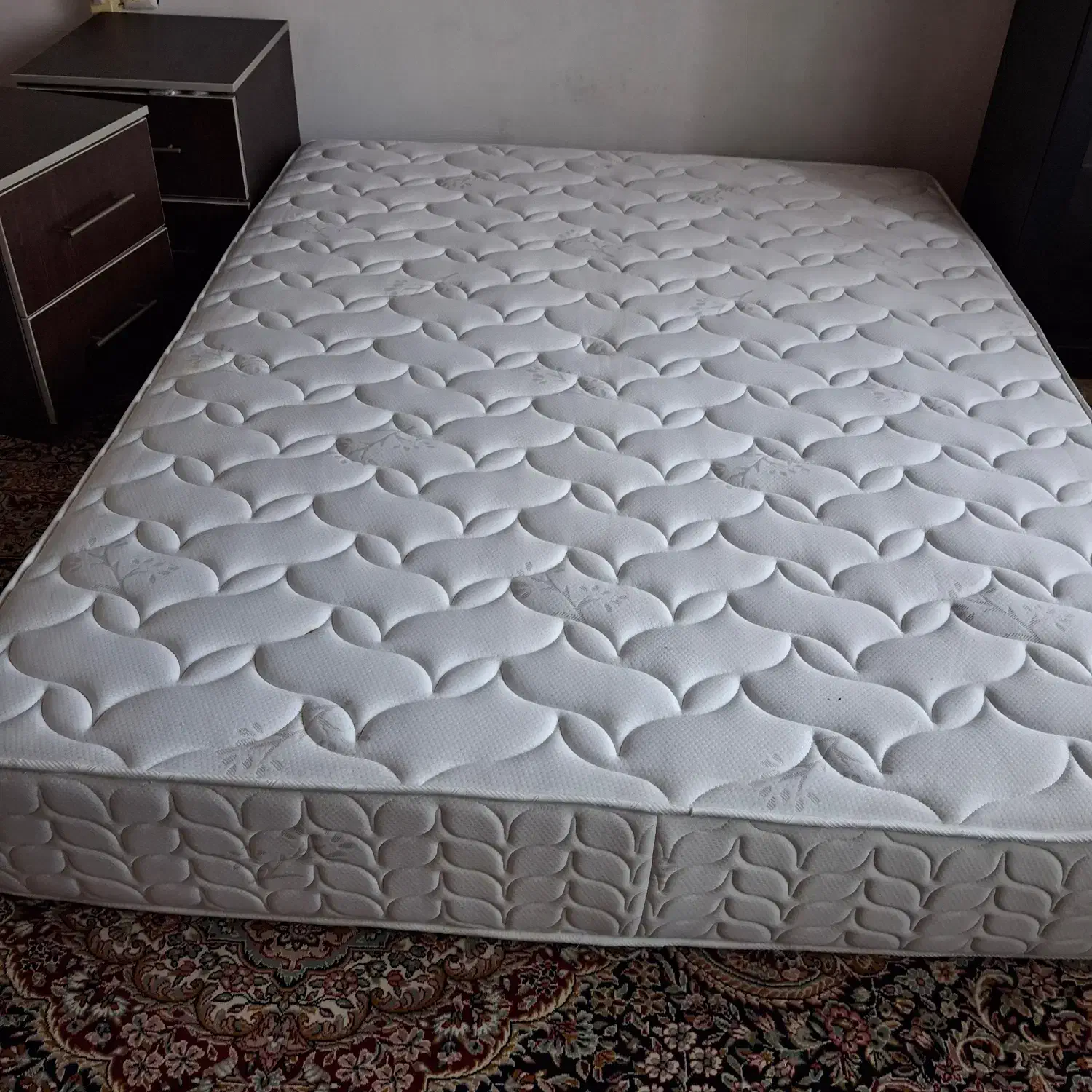 تشک خوشخواب. فروخته شد.|تخت و سرویس خواب|تنکابن, |دیوار