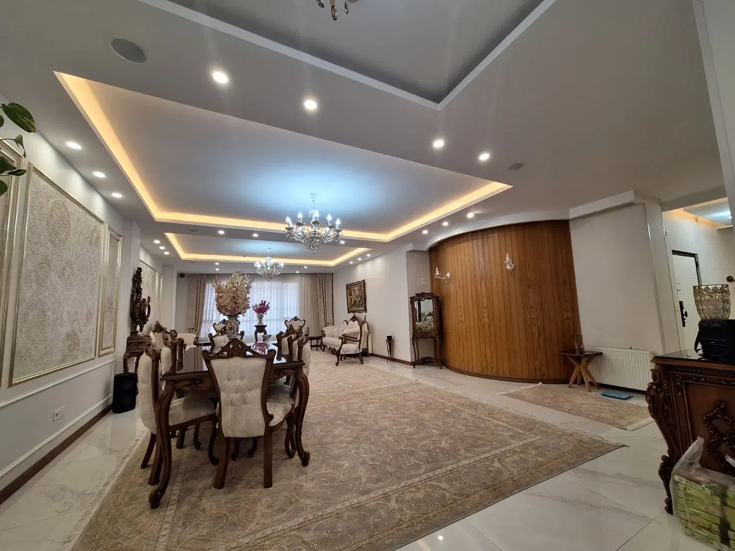 270مترسرتک،لوکیشن بی نظیر،متریال برند|فروش آپارتمان|قزوین, |دیوار