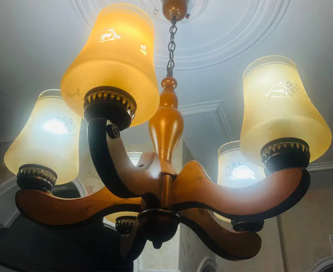 لوستر جفت و دیوارکوب|لوستر و چراغ آویز|تهران, حکیمیه|دیوار