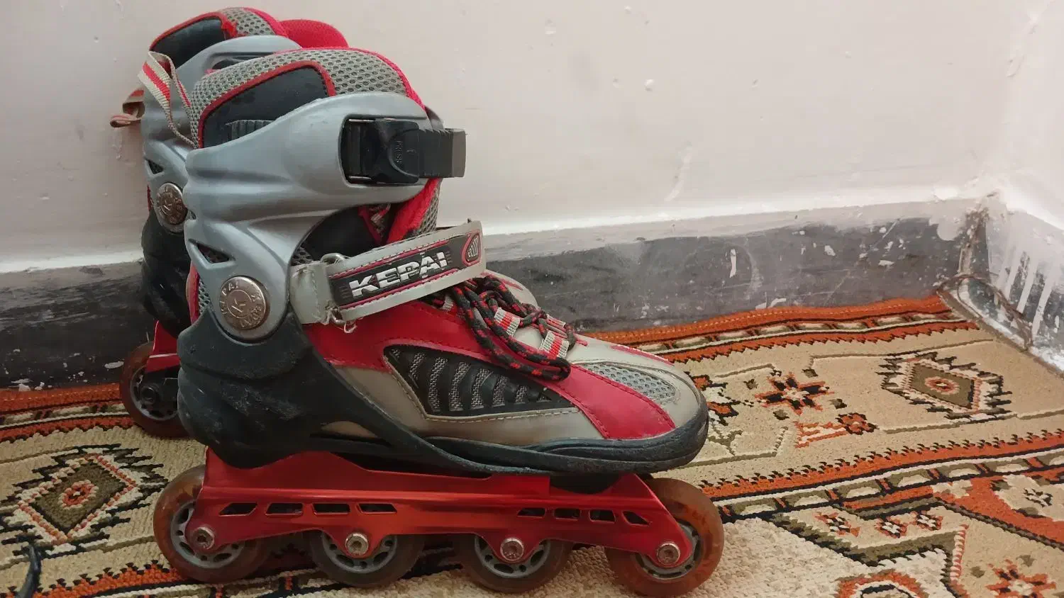 اسکیت سایز ۳۴ تا ۳۷|دوچرخه، اسکیت، اسکوتر|دزفول, |دیوار