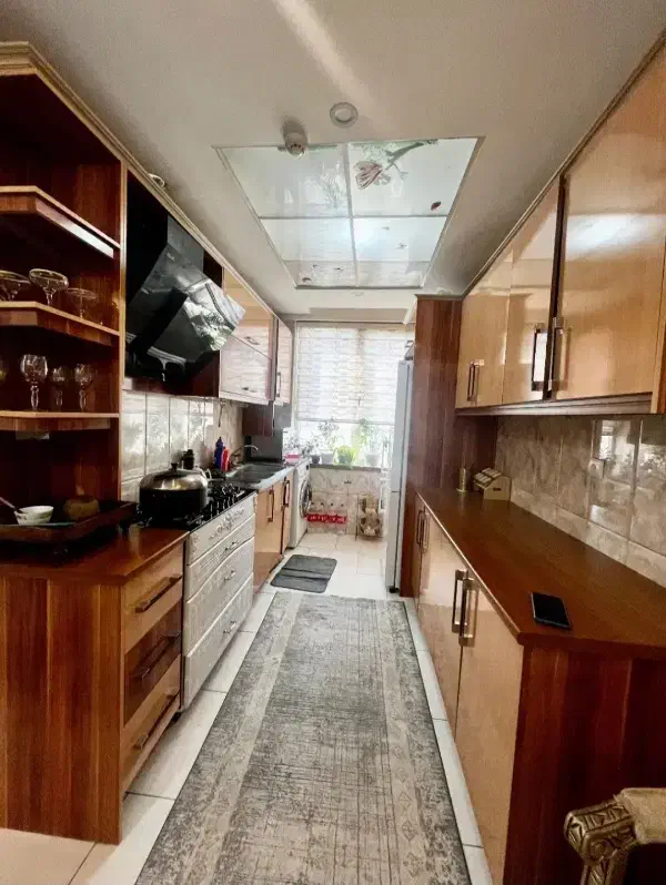 به یک خانم جهت انجام امور منزل و نظافت نیازمندیم|استخدام سرایداری و نظافت|قم, دورشهر|دیوار