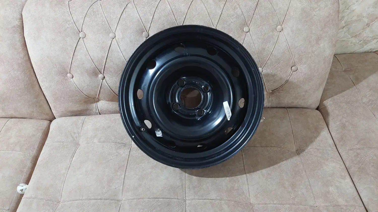 چراغ اسپرت پارس.قاب مانیتور پارس.رینگ۱۵فولادی|قطعات یدکی و لوازم جانبی|بندر ماهشهر, |دیوار