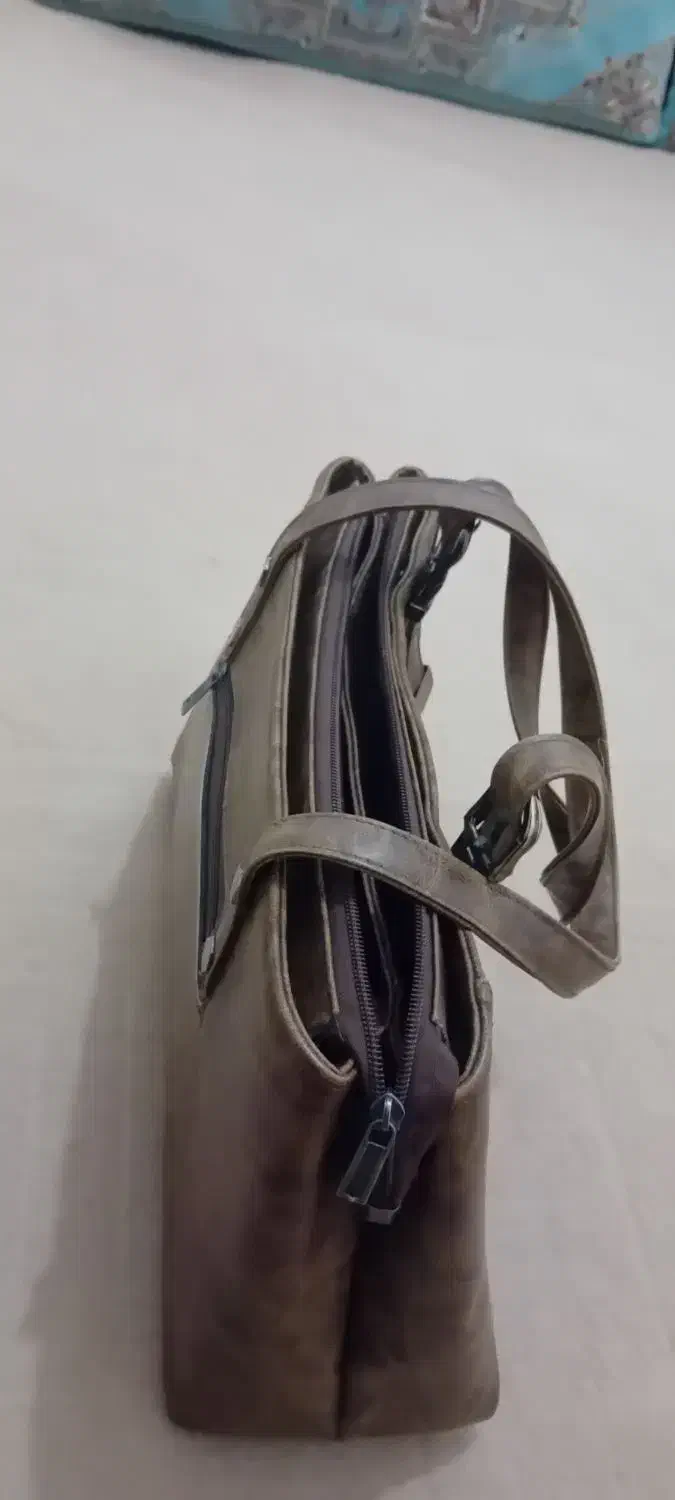 کیف|کیف، کفش، کمربند|گناباد, |دیوار