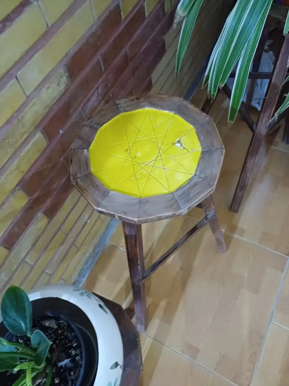 چهارپایه|صندلی و نیمکت|محمدشهر, همایون ویلا|دیوار