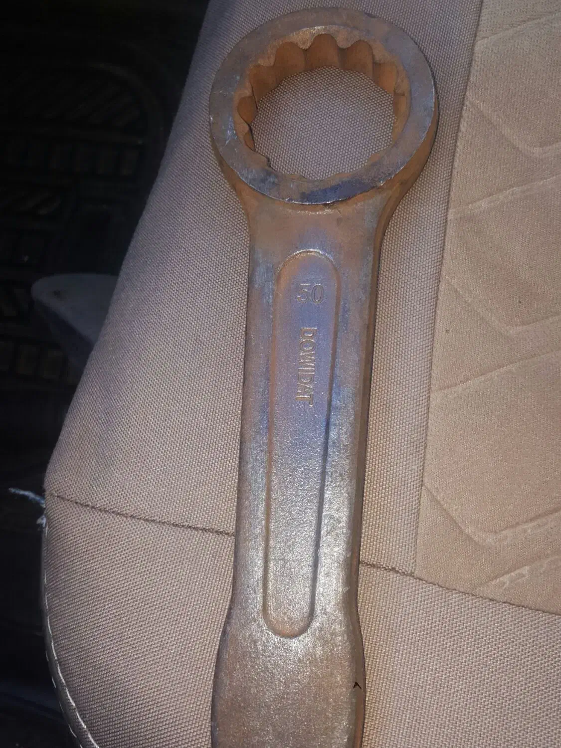 آچار رینگ فشار قوی 50 و بکس فشار قوی بزرگ 28|ابزارآلات|زنجان, |دیوار