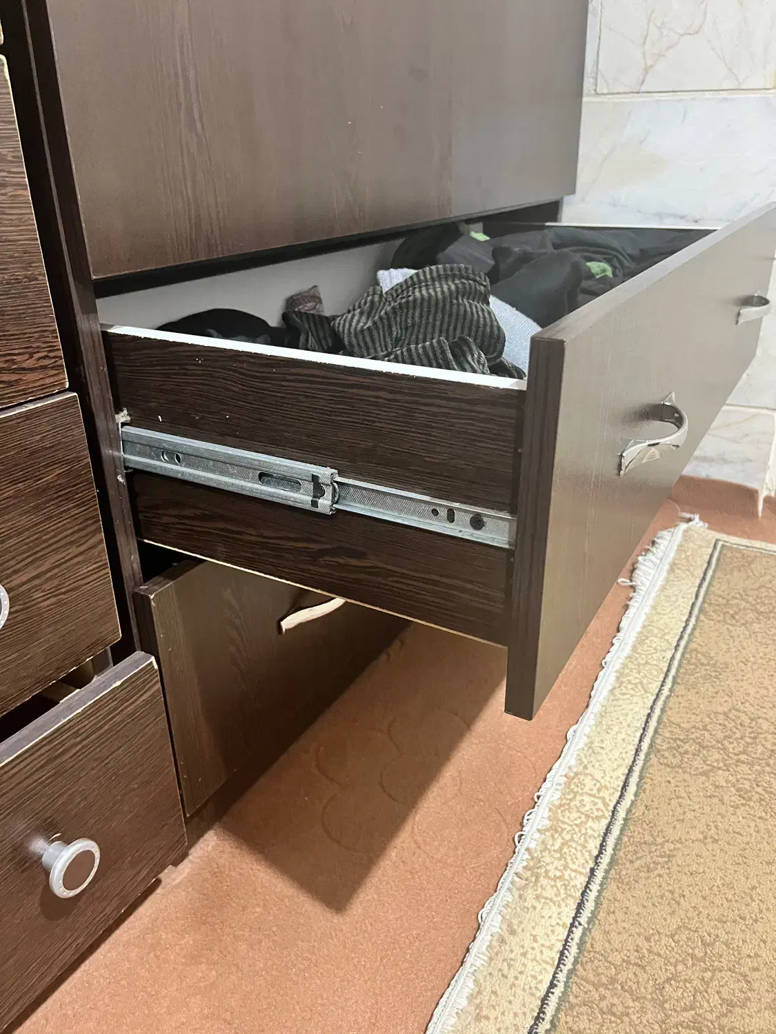 کمد دو درب کاملا سالم|جاکفشی، کمد، دراور|تهران, افسریه جنوبی|دیوار