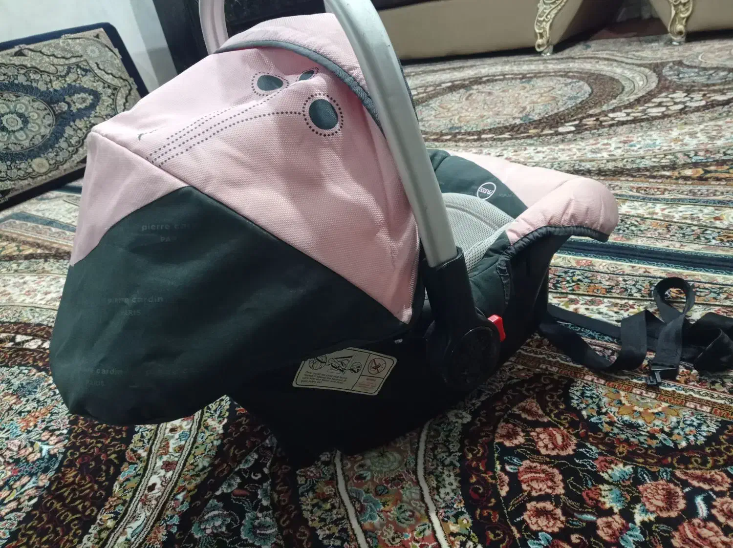 کریربچه|کالسکه و لوازم جانبی|دهگلان, |دیوار