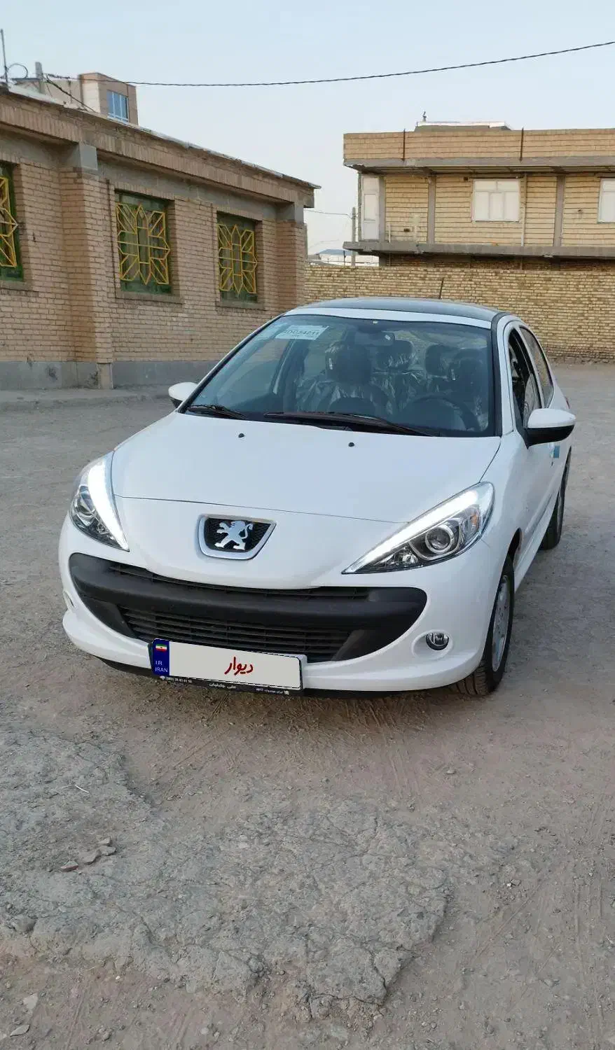 207 دستی پانوراما سقف شیشه رینگ اسپرت تیوفایو|خودرو سواری و وانت|سنقر, |دیوار