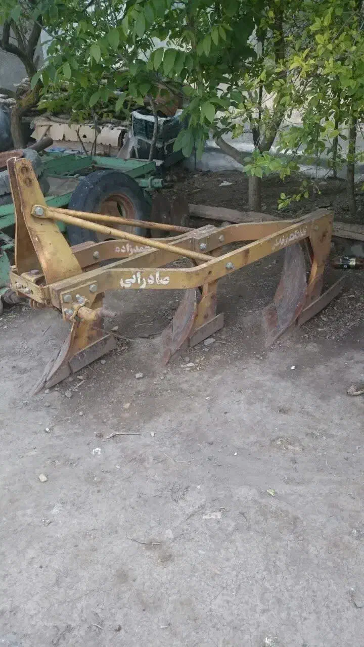 گاو آهن سم پاش پنجه گازی دیسک موور تراکتور کودپاش|ماشین‌آلات صنعتی|اردبیل, |دیوار