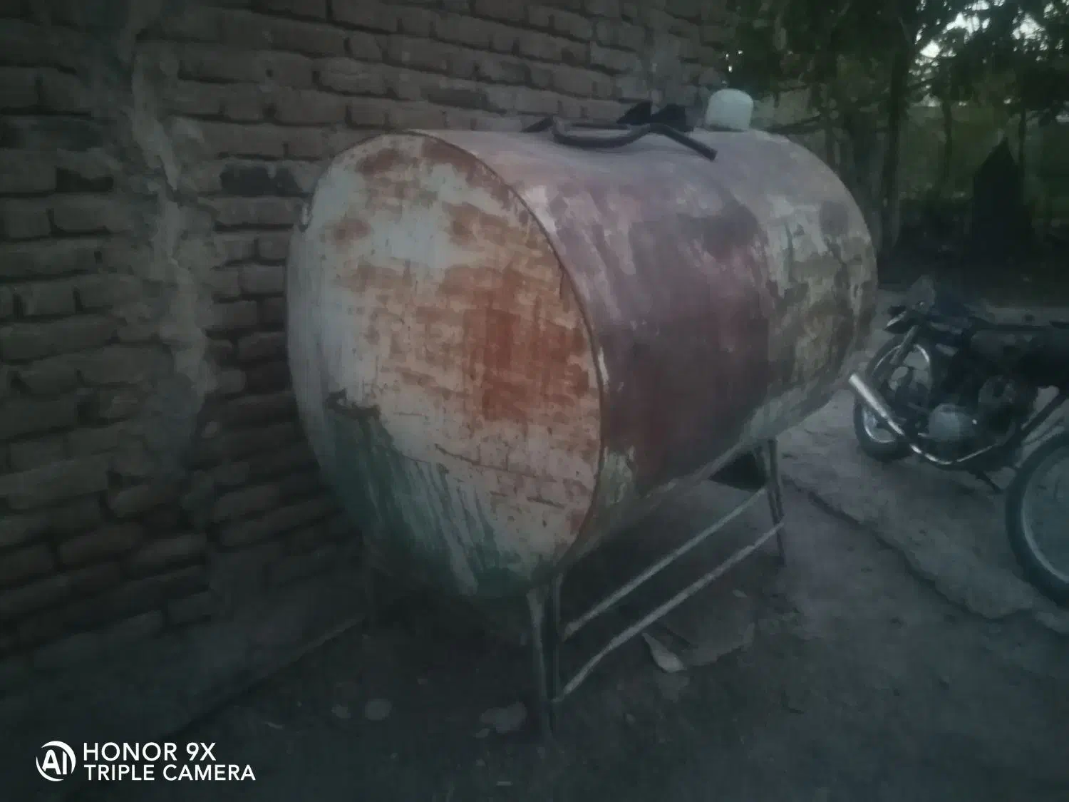 تانکر 1000 لیتری|خدمات باغبانی و درختکاری|مراغه, |دیوار