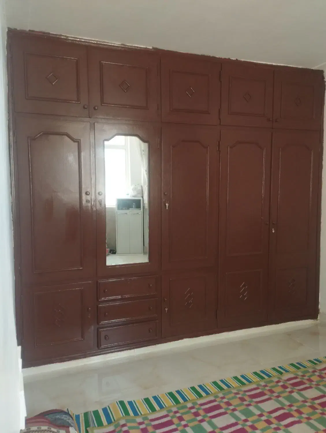 رنگ کاری انواع چوب ودیوار مبل چوبی مبل و در چوب|خدمات پیشه و مهارت|ایلام, |دیوار