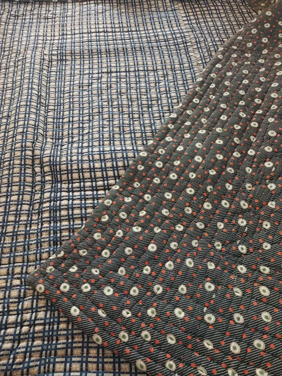 لحاف کرسی دستدوز نخی،با کیفیت+ ابعاد ۳×۳|رختخواب، بالش، پتو|سبزوار, طبرسی (جعفرآباد)|دیوار