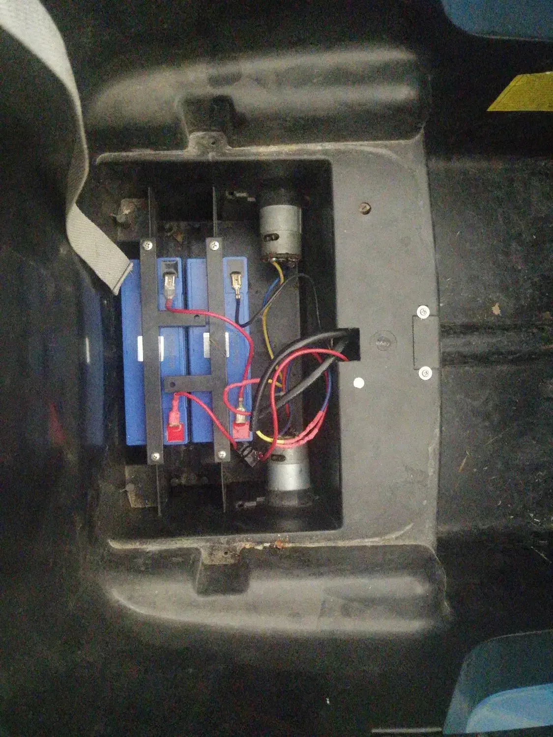 ماشین شارژی clb|اسباب‌‌بازی|مبارکه, |دیوار