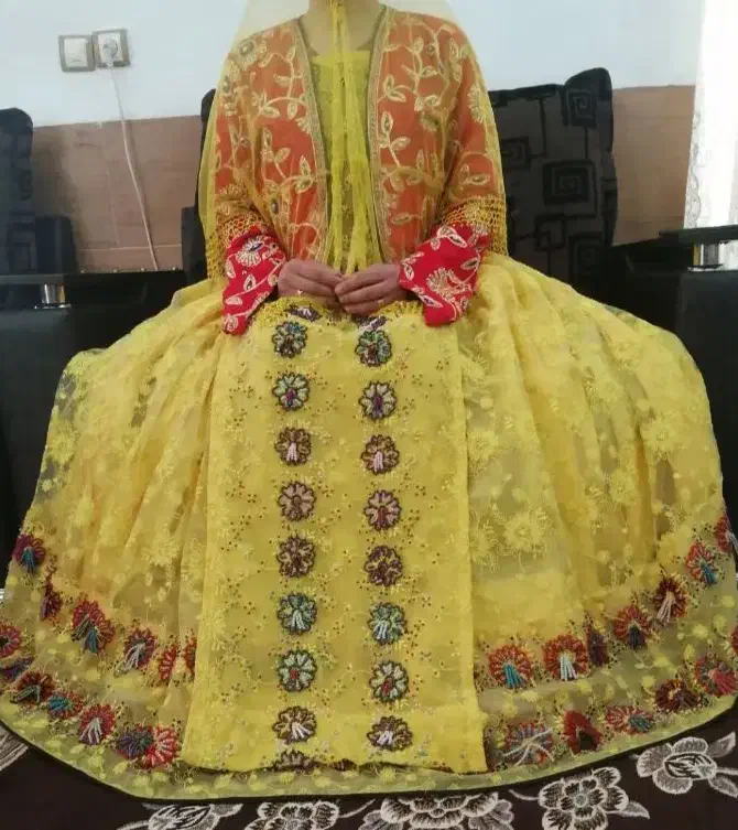 لباس محلی مهره دوزی شده|لباس|شیراز, سلطان آباد|دیوار