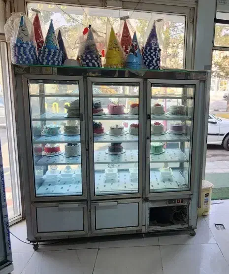 یخچال و ویترین و فر قنادی|فروشگاه و مغازه|تاکستان, |دیوار