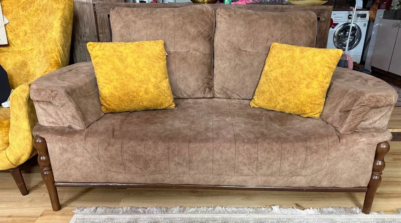 مبل راحتی ۷نفره|مبلمان خانگی و میز عسلی|مشهد, نیروی هوایی|دیوار